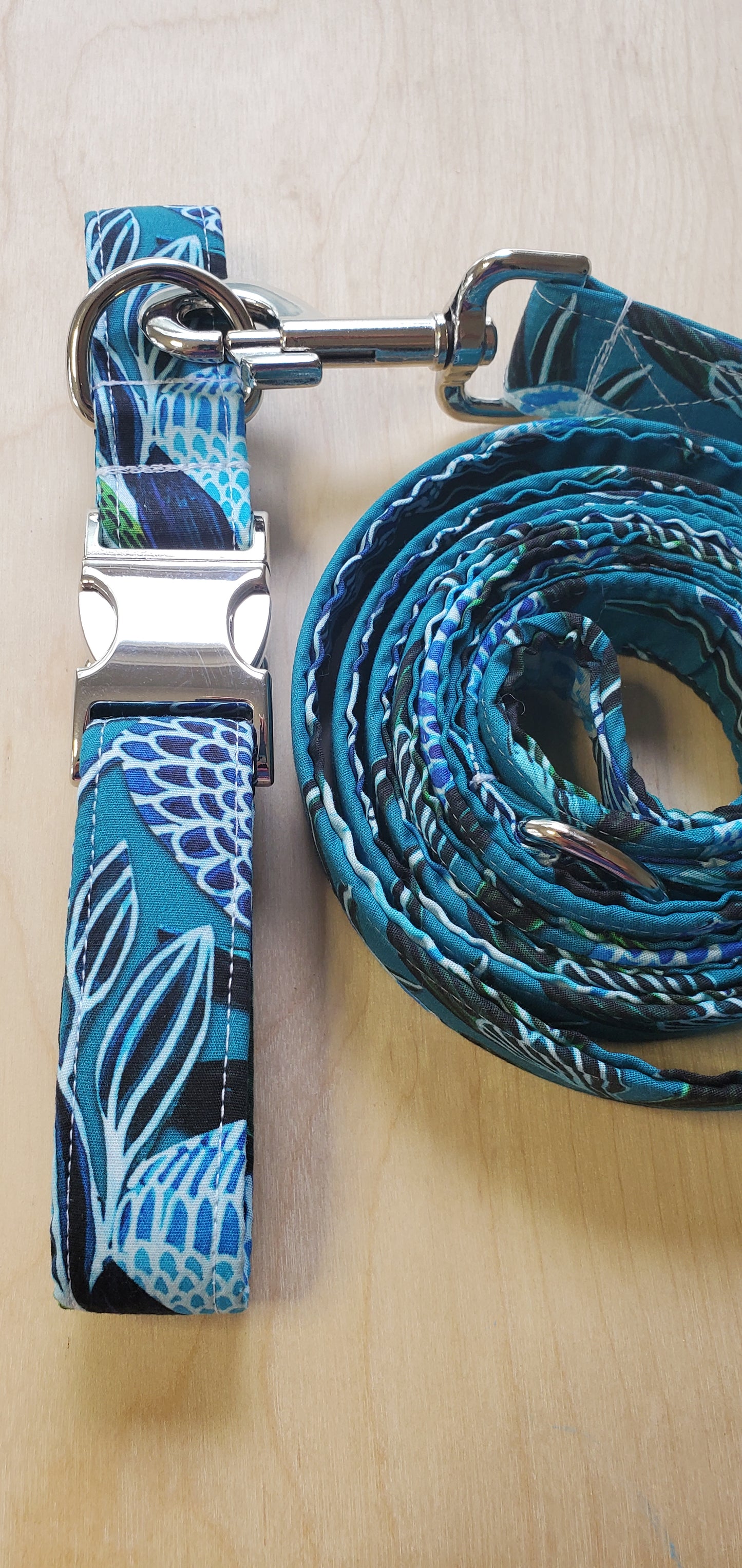 Australian Blue Banksia Handcrafted Dog Collar and Leash Set