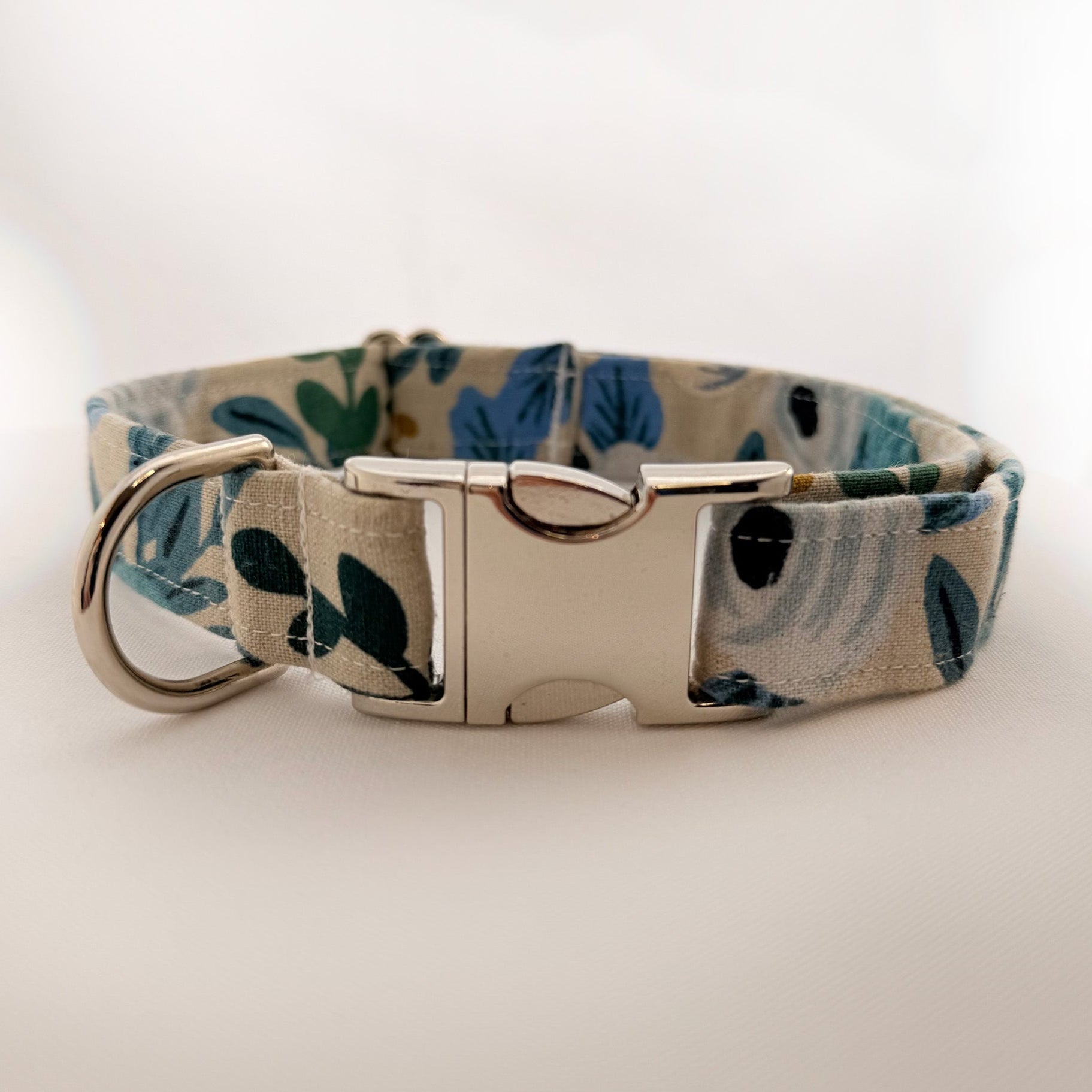 Light Blue Floral Linen Dog Collar