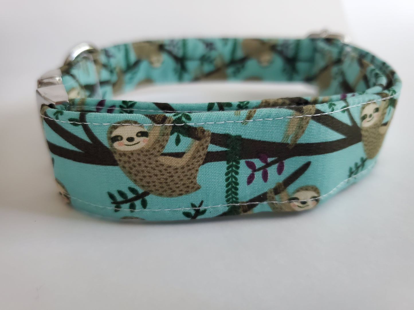 Sloth print dog collar